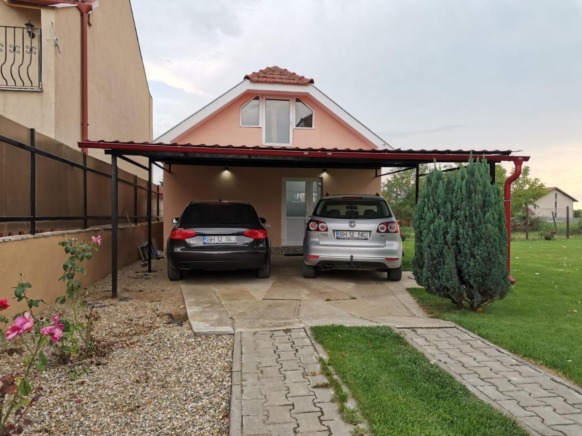 Casuta Cu Tei Villa Oradea Exterior photo