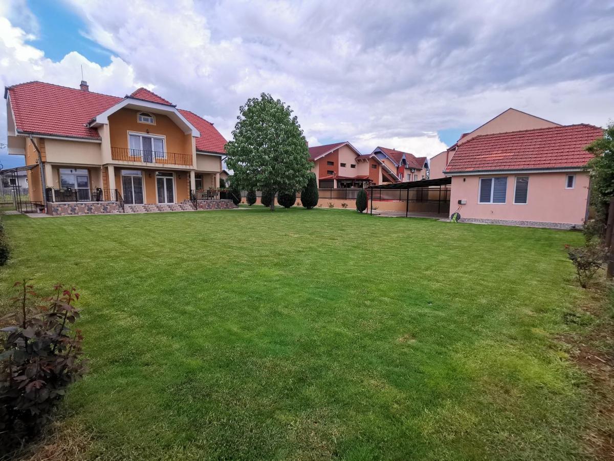 Casuta Cu Tei Villa Oradea Exterior photo